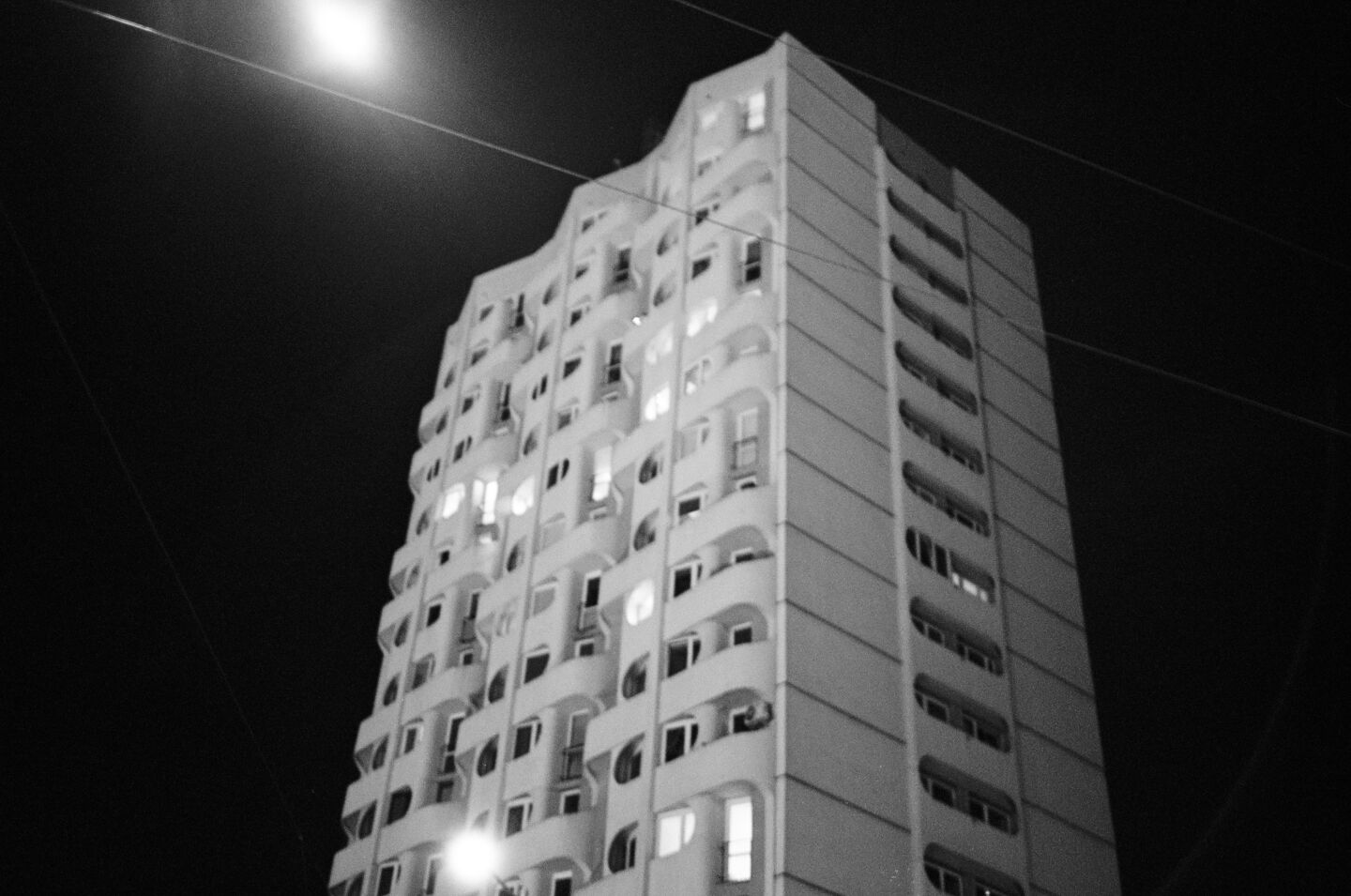 49207 000492070011 18 C3