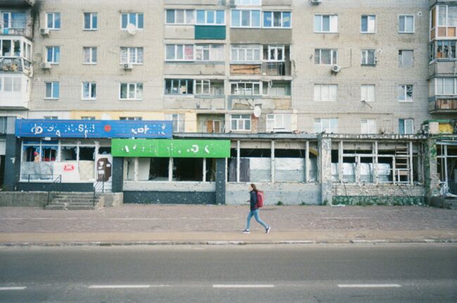 24 Lots Of Broken Glass Missile Blast Irpin